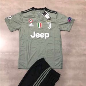 Meet your Posher, Kenny